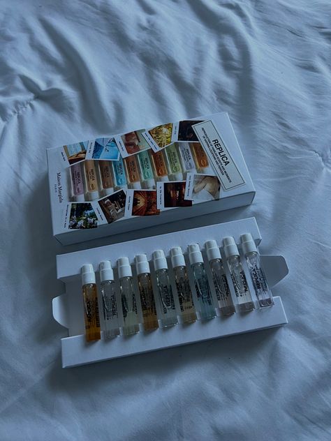 #perfume #Sephora #replicasamples #easyfortogo Mini Perfume Aesthetic, Perfume Sample Organization, Perfume Sample Storage, Perfume Samples Packaging, Commodity Book Perfume, Perfume Sampler Set, Perfume Sample, Clear Healthy Skin, Perfume Samples