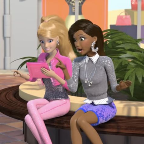 Nikki Barbie, Barbie And Her Friends, 2000s Stuff, Barbie Happy Family, Memes Twitter, Barbie Pictures, Kentaro Sakaguchi, Pink Backgrounds, Disney Netflix