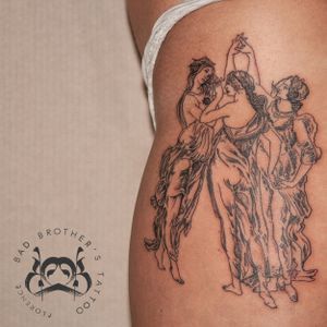 Tattoo uploaded by Bad Brother’s Tattoo Studio • Le tre Grazie - Botticelli • 833291 • Tattoodo Reinassance Tattoo, Cute Tattoo Studio, Botticelli Tattoo, Muses Tattoo, Sappho Tattoo, Bath Tattoo, Media Tattoo, Classical Art Tattoo, Bad Brother