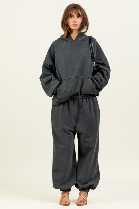 The Mia 101 sweatpants were designed with a lux feel and look in mind. The perfect pants for walks around the neighborhood, lounging at home, or dressed up for quick trips out. Pair with our Tito Long Sleeve Top or Oversize Wide Hoodie for an easy leisure outfit. 100% Cotton French Terry 25 oz Elastic Waistband with Drawcords Elastic Hem Band Side Pockets Back One Patch Pocket Loose Fit Non-Toxic Garment Dye Low Impact Process Fabrique USA Vintage Grey: Due to our eco-friendly practices, our use Sweats Pants Outfit, Baggy Sweats Outfit, Cardigan And Sweatpants, Outfits With Grey Sweatpants, Grey Sweats Outfit, Oversized Hoodie Outfit, Sweats Outfit, Grey Sweats, Sweatpants Outfit