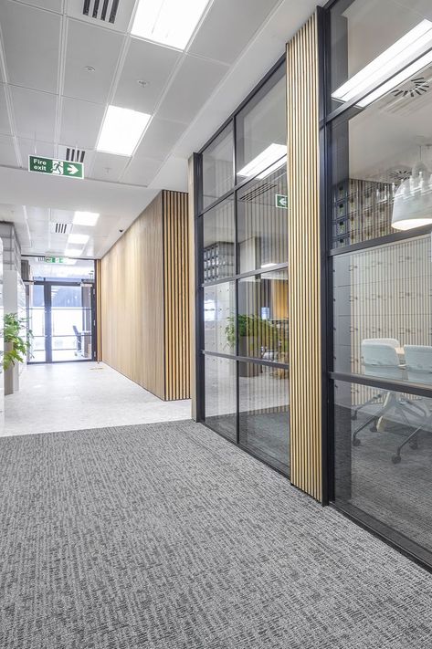 Carpet tiles and Luxury Vinyl tiles help complete the look in this office project. Our Striking Ceppo terrazzo-look LVT and Balanced Hues carpet tiles have been used to reflect the EY brand at its Aberdeen offices.▪️To order samples visit our website via the link #commercialdesign #officedesign #flooring #ivccommercial #interiordesign #contractinteriors #hospitalitydesign #flooringdesign #flooringideas #interiortrends #homedecor #funkyfloors #architects Commercial Carpet Tiles Office Designs, Office Tiles Flooring, Office Carpet Design, Modern Office Carpet, Office Tiles, Clerkenwell London, Carpet Tiles Office, Cubicle Design, Office Flooring