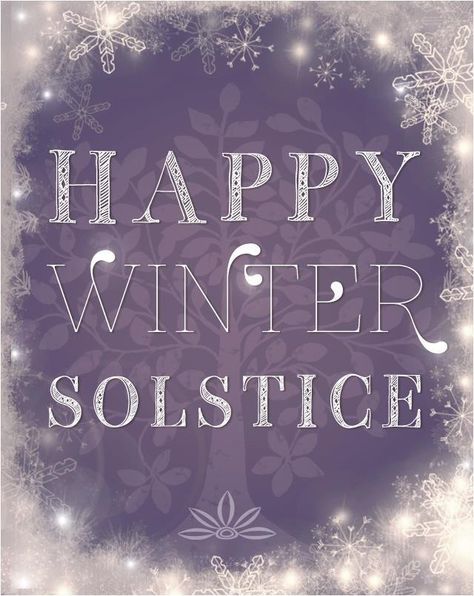 Nice Yule Wallpaper, Wiccan Celebrations, Sabbath Blessings, Pagan Celebrations, Gothic Xmas, Celtic Wheel, Winter Equinox, Happy Yule, Blessed Yule