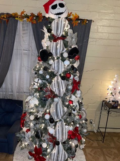 Nightmare before Christmas tree The Nightmare Before Christmas Tree, Nightmare Before Christmas Tree, Decor Idea, Nightmare Before, Nightmare Before Christmas, Before Christmas, Christmas Decor, Christmas Decorations, Christmas Tree