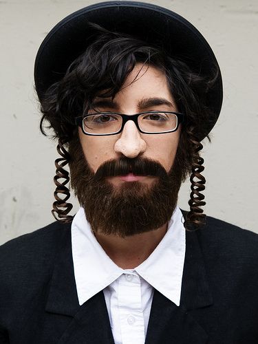 Hasidic Jew 2 by Cole Riccio Makeup, via Flickr Haredi Jews, Jewish Clothing, Jewish Men, Religious People, Jewish Culture, Athletic Hairstyles, Jewish People, Corte De Cabelo Masculino, Curly Bob Hairstyles