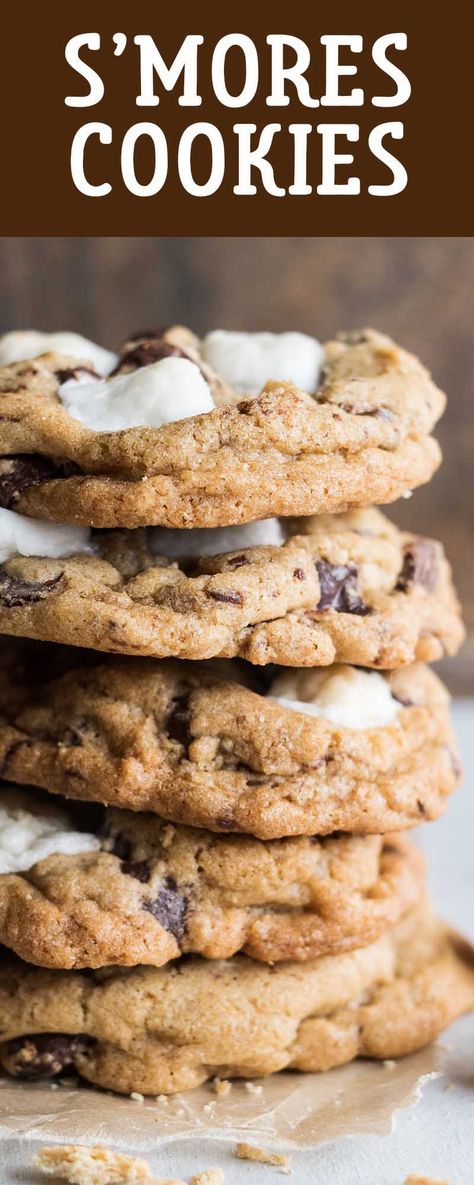 Chocolate Chips And Marshmallows, Marshmallow Smores, Chocolate Marshmallow Cookies, S Mores Cookies, Cookie Base, Marshmallow Cookies, Diy Easy Recipes, Smores Cookies, S'mores