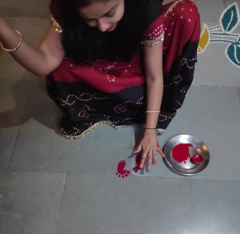 Making Goddess Lakshmi footprint Goddess Lakshmi, Diwali, Quick Saves