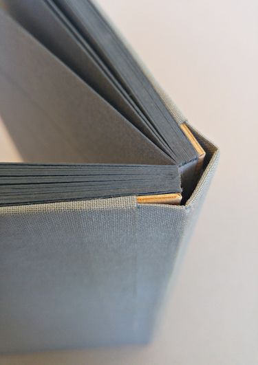 Loose Paper Binding, Hard Cover Book Binding, Lay Flat Book Binding, Drum Leaf Binding, Lay Flat Book Binding Diy, Hardcover Book Binding, Binding Methods, Book Binding Types, Book Binding Methods