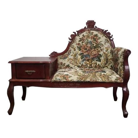 Vintage Victorian Telephone Gossip Bench - Antique Floral Chaise Lounge - Carved Wood Loveseat Country Victorian Decor, Victorian Bedroom Furniture, Telephone Bench, Gossip Bench, Victorian Bedroom, Bohemian Furniture, Inexpensive Home Decor, Antique Sofa, Vintage Lounge Chair