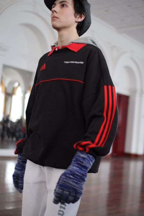 Gosha Rubchinskiy AW17 Fall Winter 2017 adidas Kaliningrad Gosha Rubchinskiy, Declaration Of Independence, Mens Style, Music Art, Fifa, Adidas Jacket, Fashion Brand, Pop Culture, Fall Winter