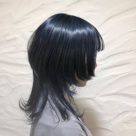 Jellyfish Haircut, Korean Hair Color, Japanese Hairstyle, Girl Haircuts, Haircuts Straight Hair, Favorite Hairstyles, Anime Hair, Short Hair Haircuts, Asian Hair