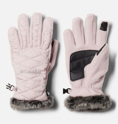 Phone-friendly and insulated for optimum snowball-making, these gloves are winter winners. Cute Winter Gloves, Columbia Boots, Mens Winter Gloves, Snow Gloves, Back Of Hand, Heated Gloves, Cold Weather Gloves, Snow Sports, Winter Adventure