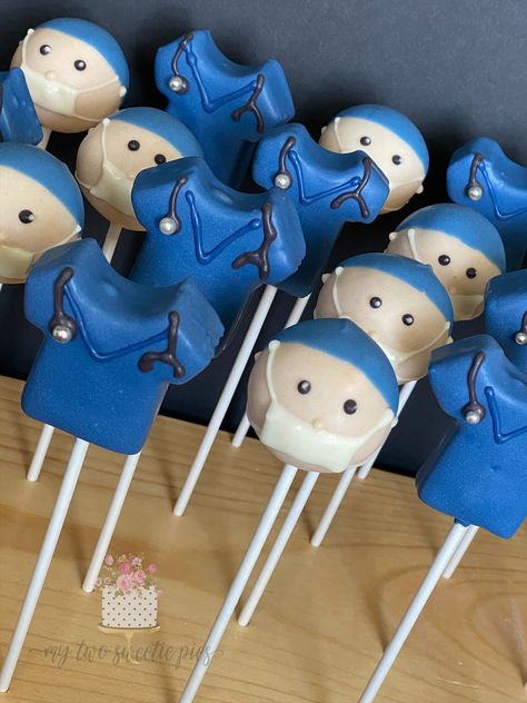 Nursing Cake Pops, Nurse Cake Pops, Medical Cake Pops, Doctors Scrubs, Medical Cake, Nurse Cake, Nursing School Graduation Party, Nursing Cake, Cake Pop Maker