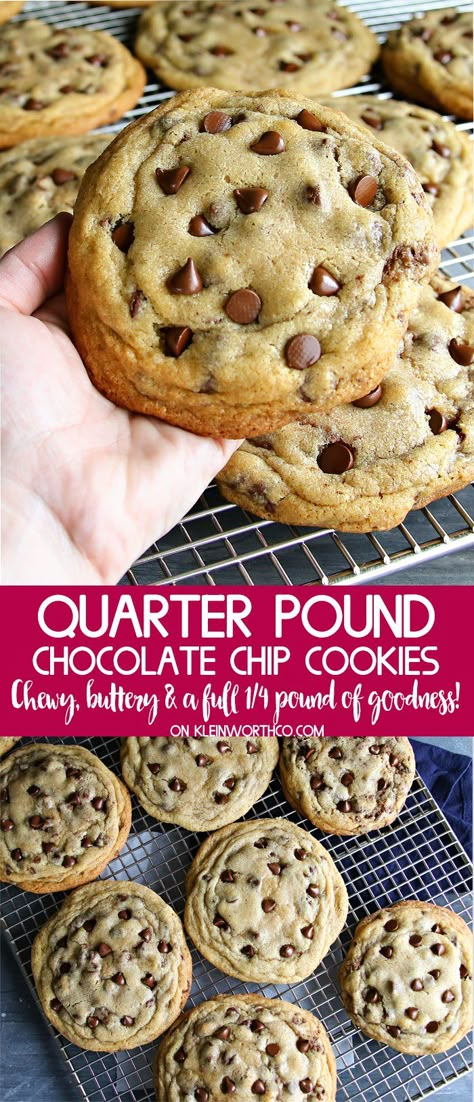 Quarter Pound Chocolate Chip Cookies are an easy to make, soft & chewy cookie recipe to WOW the crowd. Truly 1/4 pound of buttery, chocolaty goodness. Brownies Coconut, Big Chocolate Chip Cookies, Dessert Halloween, Cookie Recipes Chewy, Cookies Chewy, Big Chocolate, Cookies Easy, Chewy Chocolate Chip Cookies, Chocolate Chip Recipes