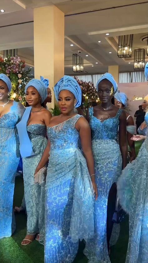 At a Yoruba Wedding ~ Nigerian ~ Yoruba Nigerian Lace Styles, Yoruba Wedding, Nigerian Lace, Lace Styles, African People, African Lace, African Dresses, Latest African Fashion Dresses, African Attire