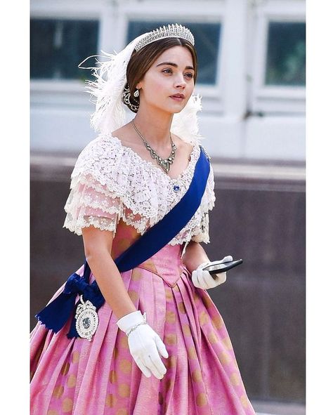 Victoria Series Dresses, Queen Victoria Wedding Dress, Panto Costumes, Queen Victoria Wedding, Victoria Jenna Coleman, Jenna Coleman Style, The Young Victoria, Victoria Series, Young Queen Victoria