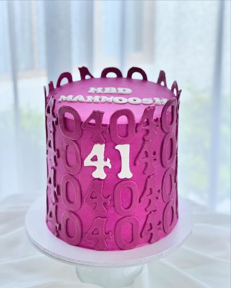 4️⃣1️⃣ #cake #cakedecorating #cakedesign #cakeoftheday #cakeofinstagram #buttercreamcake #instacake #cakelover #brisbane #brisbanecake #brisbanecakemaker #brisbanefood #instabrisbane #کیک#باترکریم#۴۱سالگی Simple Cakes, Piping Techniques, Custom Birthday Cakes, 1 Cake, Cake Bakery, Creative Birthday Cakes, Creative Birthday, Cake Makers, Cake Lover