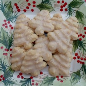 Happier Than A Pig In Mud: Egg Nog Glazed Spritz Cookies Icebox Fruit Cake Recipe, Icebox Fruitcake, Pecans Candied, Baked Bean Casserole, Butter Spritz Cookies, Candied Cherries, Spritz Cookie, Trisha Yearwood Recipes, Spritz Cookie Recipe