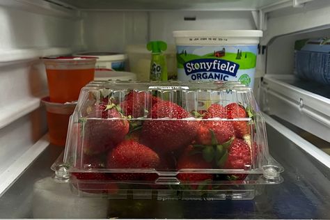 Why I'll Only Store My Strawberries Upside Down Again | The Kitchn How To Store Cucumbers, Storing Strawberries, Diy Food Ideas, How To Store Strawberries, Diy Canning, Cooking Conversions, Yummy Fruit, Storing Fruit, Food Knowledge