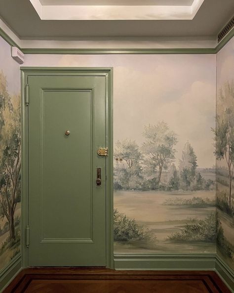 Inspiring Interiors | Susan Harter Muralpapers Attic Wallpaper, Susan Harter, Color Dining Room, Wallpaper Foyer, Nursery Murals, Dining Room Murals, Nature Themed Nursery, Wallpaper Feature, Room Murals