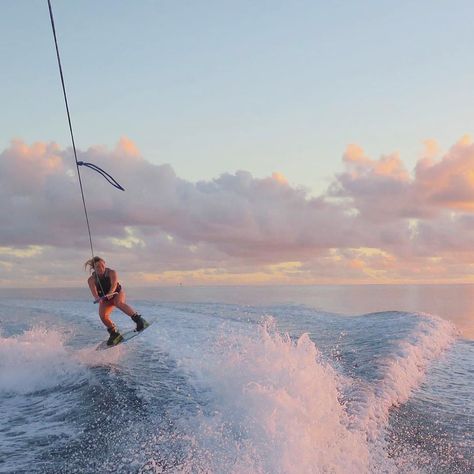 wakeboarding on the ocean | pink sunset | boat views Wakeboarding Girl, Kate Davies, Wake Boarding, Lake Days, On The Ocean, Water Photography, Summer Goals, Photos Tumblr, Pink Sunset