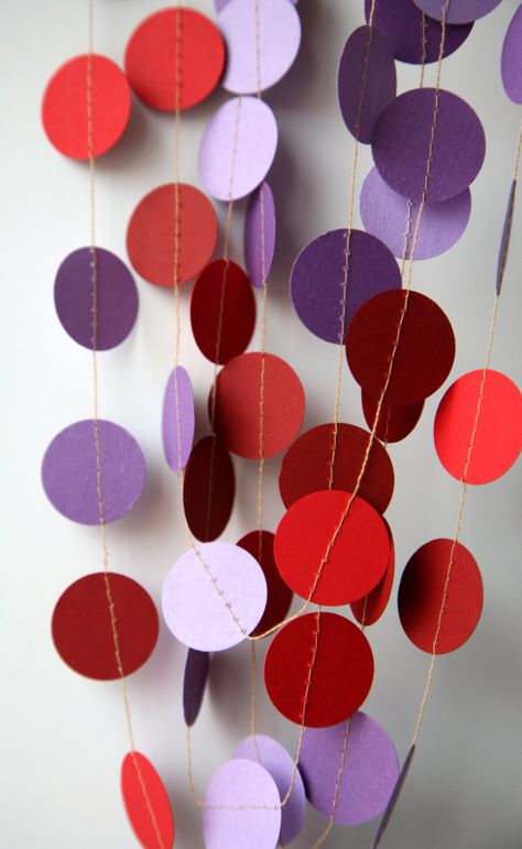 Purple red garland - Paper garland - Dots garland - Bi https://t.co/2mTDhI1rRY #TransparentEsDecor #RedVioletPurple https://t.co/aDXfGYgPMq Red And Purple Birthday Decorations, Purple And Red Birthday Party Ideas, Activity Stations, Disney Parties, Garland Paper, Birthday Room, Red Garland, Milestone Markers, Garland Birthday