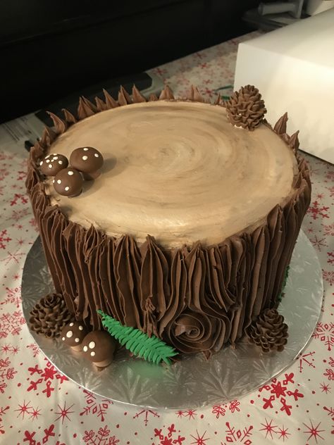 Woodland Theme Cake, Shrek Cake, Stump Cake, Moss Flowers, Tree Stump Cake, Lumberjack Cake, Dad Birthday Cakes, Desserts Pictures, Woodland Cake