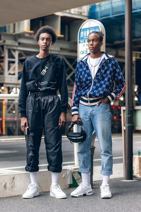 The Best Street Style From Tokyo Fashion Week Fall 2019 | Vogue Old Man Outfit, Tokyo Fashion Week, 일본 패션, Harajuku Fashion Street, Tokyo Street Fashion, Street Style Fall Outfits, Tokyo Street Style, Tokyo Street, Paris Mode