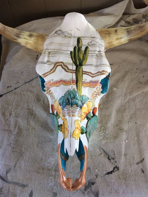 Long Horn Skull Art, Aztec Deer Skull, Painted Cow Skulls Boho, Cow Skull Planter, Bull Skull Painting Cow Head, Painted Deer Skulls Boho, Painting On Deer Skull, Painting On Cow Skulls, Painted Steer Skull