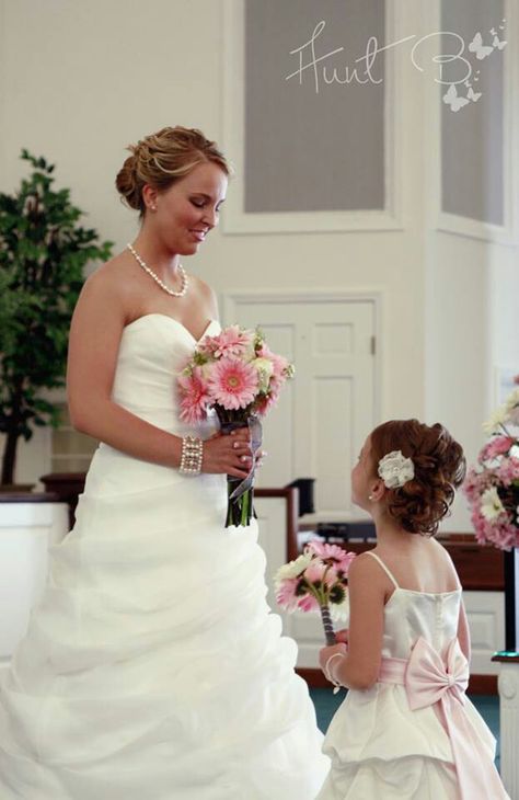 Bride and Flower Girl  Aunt and Niece Bridal Pic, Bride And Flower Girl, Aunt And Niece, One Fine Day, Mr Mrs, Baby Photos, Getting Married, One Shoulder Wedding Dress, Wedding Engagement