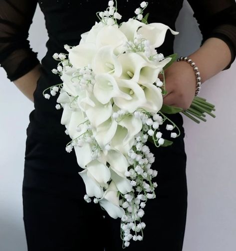 Calla Lillies Bouquet, Bell Orchid, Lily Bridal Bouquet, Calla Lily Bridal, Lilies Of The Valley, Calla Lily Wedding, Cascading Bridal Bouquets, Calla Lily Bouquet, Wedding Bouquets Bride