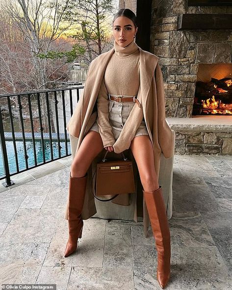 Olivia Culpo Style, Beige Skirt, Olivia Culpo, Outfit Trends, Thanksgiving Outfit, Autumn Outfit, Celebrity Outfits, Boots Outfit, Fall Winter Outfits