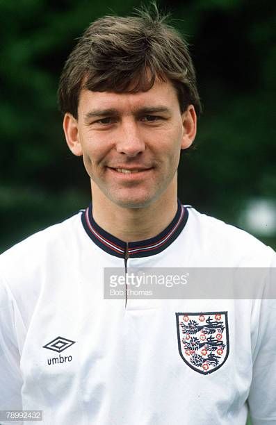 Sport. Football. pic: circa 1988. Bryan Robson, England and (Manchester United) who won 90 England international caps between 1980-1992. England Fc, English National Team, Bryan Robson, England Football Players, Soccer Aid, Manchester United Players, England Football Team, England Players, Manchester United Soccer