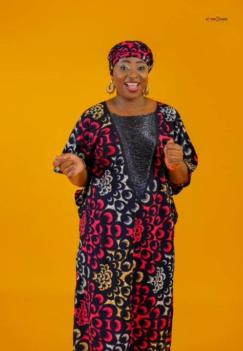 Ankara bubu with stones and bead..... Ankara Bubu, Ankara Kaftan, African Clothing Styles, African Fashion Dresses, Clothing Styles, African Dress, African Clothing, African Fashion, Ankara