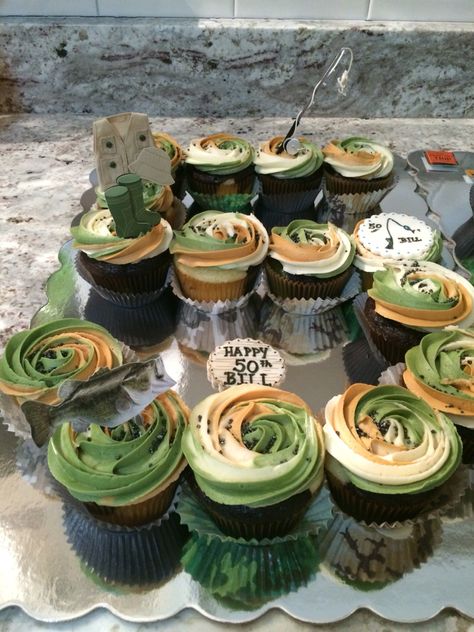 Gone Fishing Cupcakes, Fishing Cupcake Ideas, Fishing Cupcake Cake, Camo Cupcakes, Fishing Theme Party, Fishing Cupcakes, Cupcakes For Men, 60th Birthday Cakes, Cake Inspo