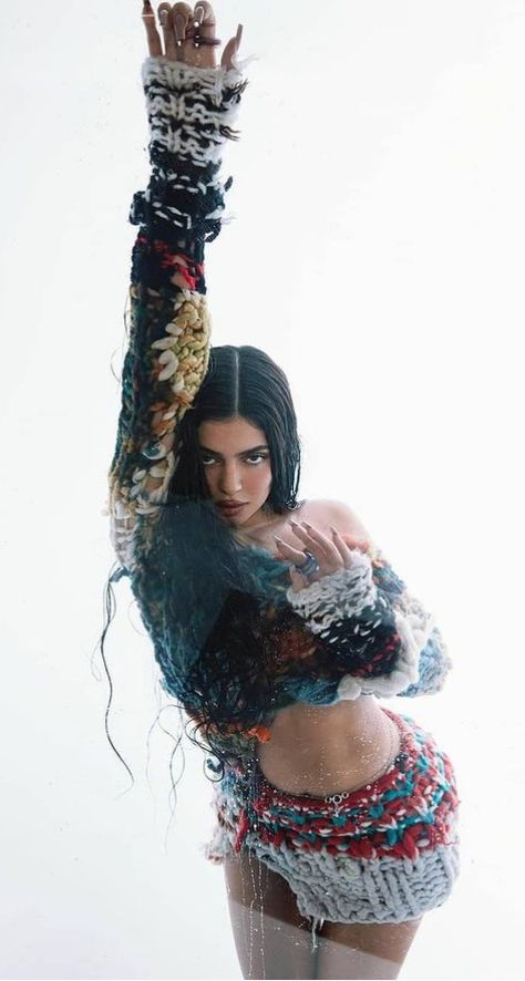 Tmrw Magazine, Stile Kylie Jenner, Kylie Jenner Photoshoot, Kylie Jenner Photos, Trajes Kylie Jenner, Estilo Kylie Jenner, Kyle Jenner, Kylie J, Shotting Photo