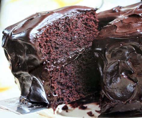 Old Fashioned Chocolate Cake, Chocolate Fudge Cake Recipe, Fudge Cake Recipe, Gluten Free Cake Recipe, Brownie Desserts, Chocolate Fudge Cake, Homemade Cake, Fudge Cake, Chocolate Icing