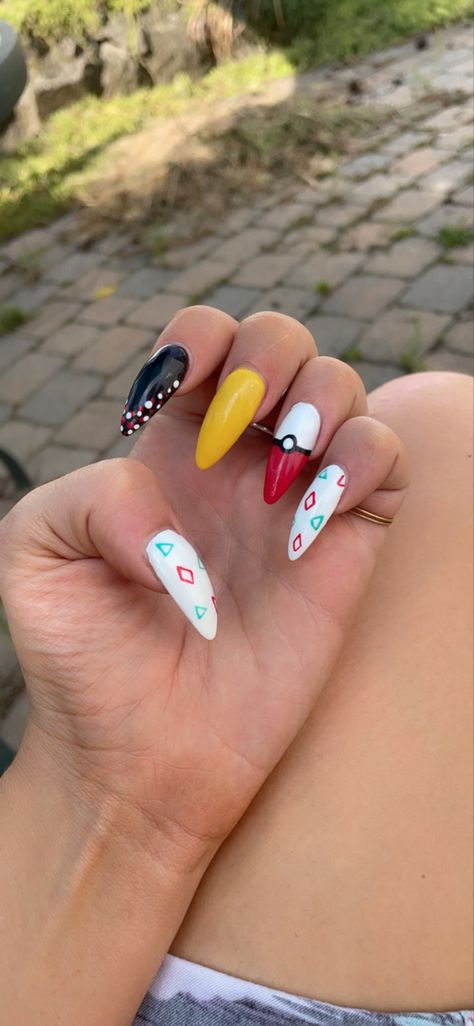 Pokemon Nails Easy, Pokemon Nails Acrylic, Pokemon Inspired Nails, Togepi Nails, Pokemon Nails Designs, Pikachu Nail Art, Pokeball Nails, Kirby Nails, Pokemon Nail Art