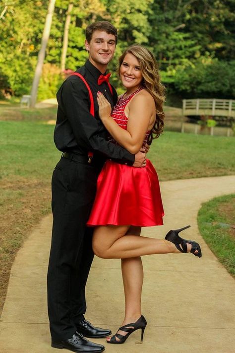 Alicia and Tyler's homecoming pictures Cute Homecoming Poses With Date, Homecoming Dance Photo Ideas, Formal Dance Pictures Couples, Fall Homecoming Photo Ideas, Homecoming Dance Picture Ideas, Cute Homecoming Poses Couple, Homecoming Pic Ideas Couple, Homecoming Pictures With Boyfriend, Homecoming Picture Ideas With Date