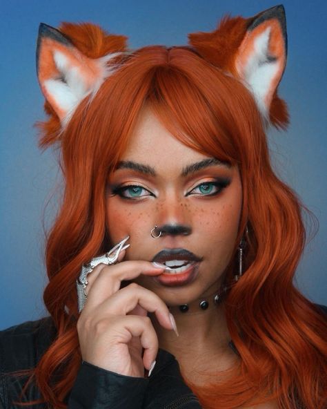 Eevee Makeup, Fox Makeup Look, Salem Costumes, Fox Costume Makeup, Fox Makeup Halloween, Kitsune Makeup, Aesthetic Hairstyle Ideas, Wolf Makeup, Girl Halloween Makeup