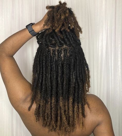 Celeb Makeup, Beautiful Dreadlocks, Short Locs Hairstyles, Faux Locs Hairstyles, Dreadlock Styles, Dreads Styles, Beautiful Natural Hair, Dread Hairstyles, Natural Hair Styles Easy