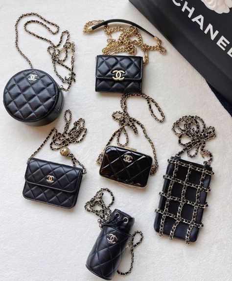 Chanel Bag 2023, Chanel Small Bag, Coco Chanel Bags, Chanel Mini Bag, Tiny Purses, 달력 디자인, Micro Bags, Luxury Bags Collection, Mode Chanel