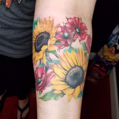 Sunflower for happiness & poppies to represent a time of darkness. Sunflower And Poppy Tattoo, Sunflower Tattoo On Wrist, Ankle Tattoo Cover Up, Coverup Ideas, Tattoo Sunflower, Sunflower Tattoo Sleeve, Tattoo Coverup, Sunflower Tattoo Shoulder, Poppy Tattoo