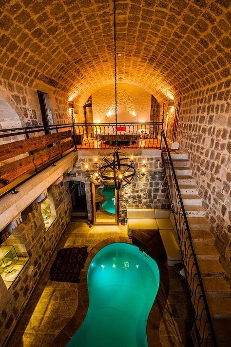 10 Dreamy Cave Hotels in Cappadocia - Get the Best Balloon Pics Cappadocia Cave Hotel, Cave Hotel Cappadocia, Pool Cave, Magical Cave, Hotel Lifestyle, Luxury Hot Tubs, Unusual Hotels, Cave Hotel, Cave Diving