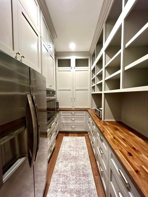 Walk In Pantry With Fridge, Pantry With Fridge, Laundry Room Pantry, Hidden Pantry, Pantry Room, Pantry Remodel, Butlers Pantry, French Country Design, Dream Kitchens Design