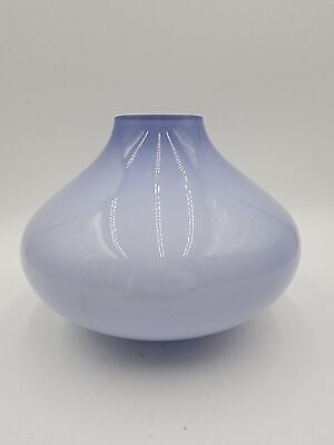 Lilac Art, Art Glass Vase, Decorative Pottery, Modern Glass, Pottery Art, Art Glass, Glass Vase, Lilac, Glass Art