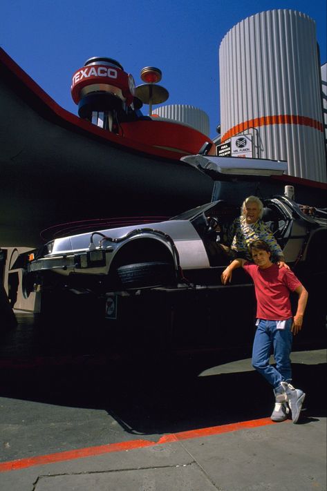 Robert Zemeckis, Hq Wallpaper, The Future Movie, Doc Brown, Future Wallpaper, Future Photos, J Fox, Michael J Fox, Marty Mcfly