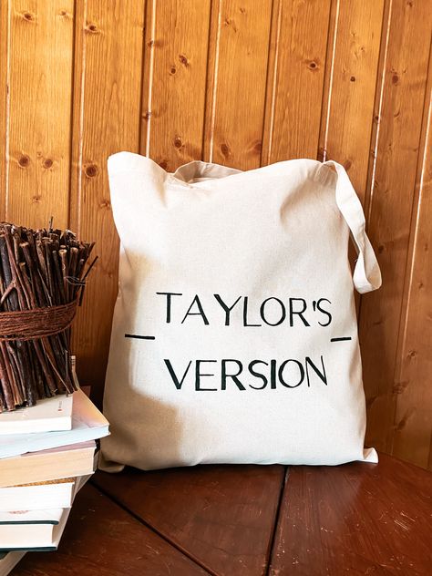 Taylor’s Version Tote Bag | Tote Bag | Taylor Swift Tote Bag | Cotton Tote Bags | Hand Painted Tote Bags | Ecological Tote Bags Toat Bag Painting Ideas, Toat Bag Painting, Toat Bag, Hand Painted Tote Bags, Taylor Swift Tote Bag, Bag Painting, Diy Tote, Painted Tote, Diy Tote Bag