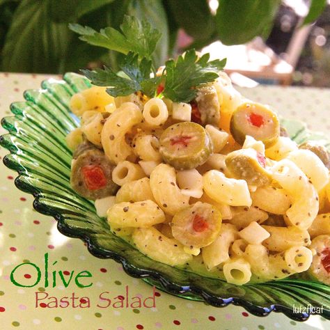 Olive Pasta Salad - if you love olives, you'll love this one.  A great new twist on a typical macaroni salad. Green Olive Pasta Salad, Olive Pasta Salad, Green Olive Pasta, Olive Pasta, Amish Macaroni Salad, Pasta With Mayonnaise, Classic Macaroni Salad, Greek Dinners, Best Macaroni Salad