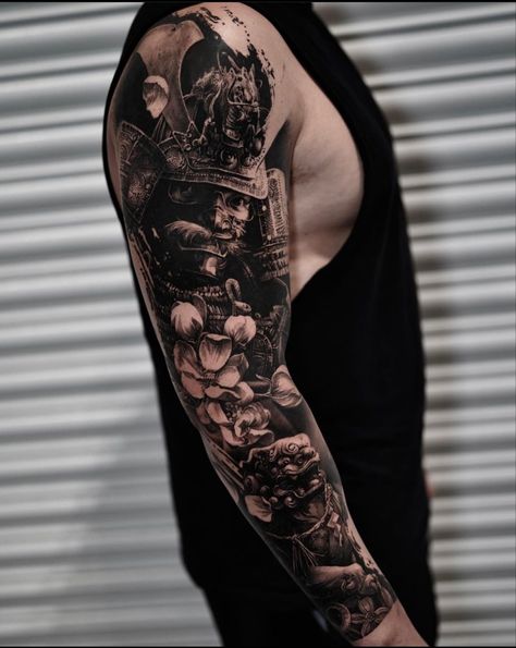 Battle Tattoo, Warrior Battle, Tattoo Concepts, Samurai Warrior, Japanese Tattoo, Skull Tattoo, Otaku, Tattoos, Quick Saves