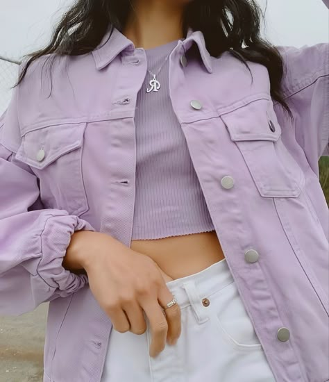 Aes. #aesthetic #sagittarius #zodiac #zodiacsigns #zodiacaesthetic Mode Converse, Lavender Outfit, Outfit Elegantes, Stylish Fall Outfits, Casual College Outfits, Mode Abaya, Purple Outfits, Easy Trendy Outfits, Fashion Hacks Clothes